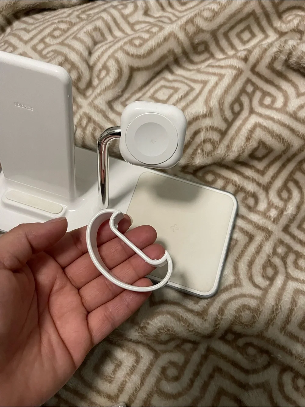 3-in-1 White Wireless Charging Stand with Apple Watch Dock